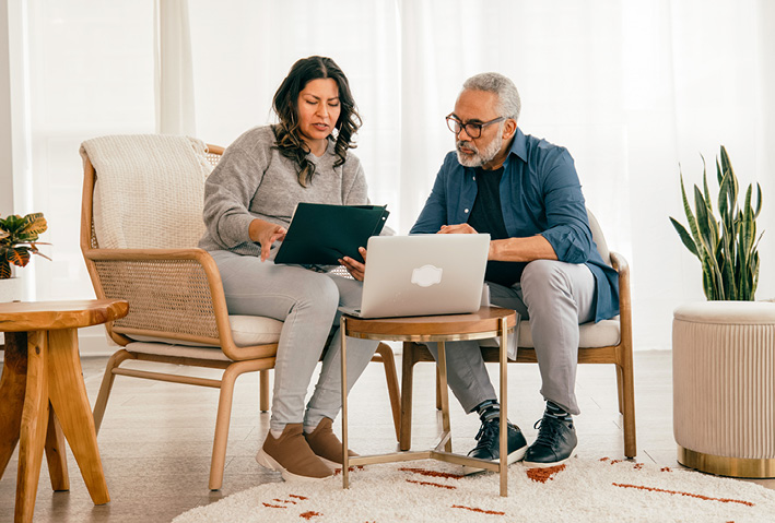 Considering Downsizing? Insights & Tips for a Smooth Transition | RMG ...